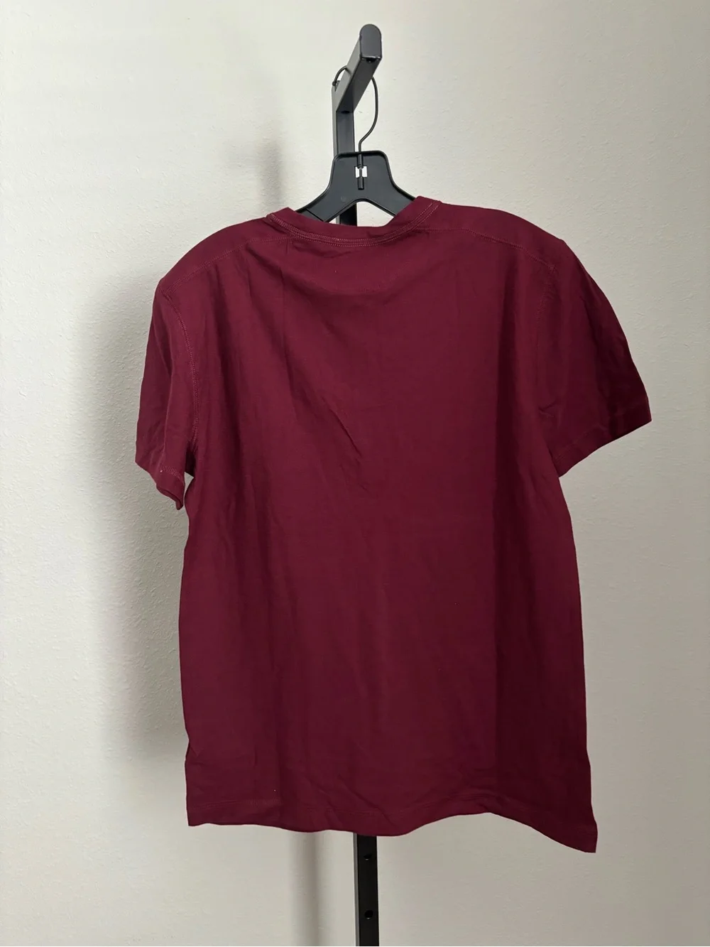 Banana Republic Men’s Henley Tshirt
